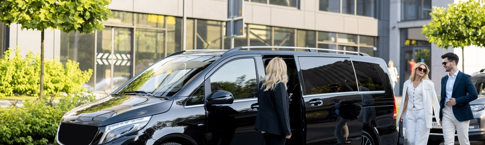 Exploring the Elegance of VIP Minibus Rentals