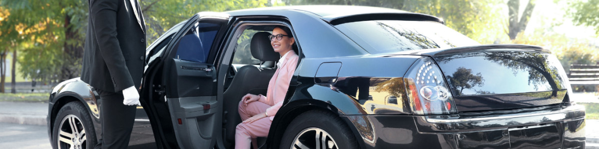 Effortless & Luxurious Travel: Rent a Car with Driver in Istanbul Today!