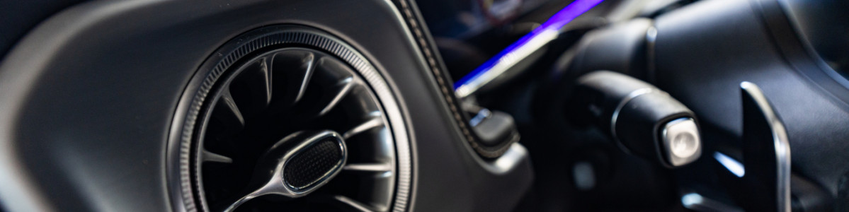 Mercedes V-Class Rental Istanbul – Luxury Vans for Families and Groups