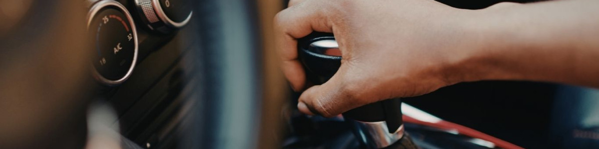 Luxury Car with Driver for Shopping in Istanbul