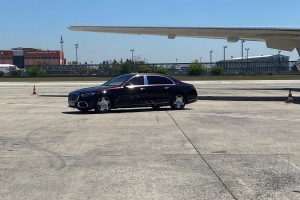 Mercedes Maybach s 680-4